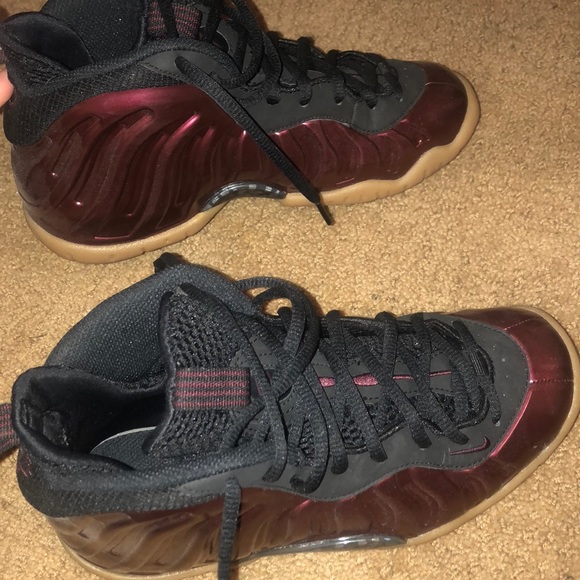 maroon foamposites